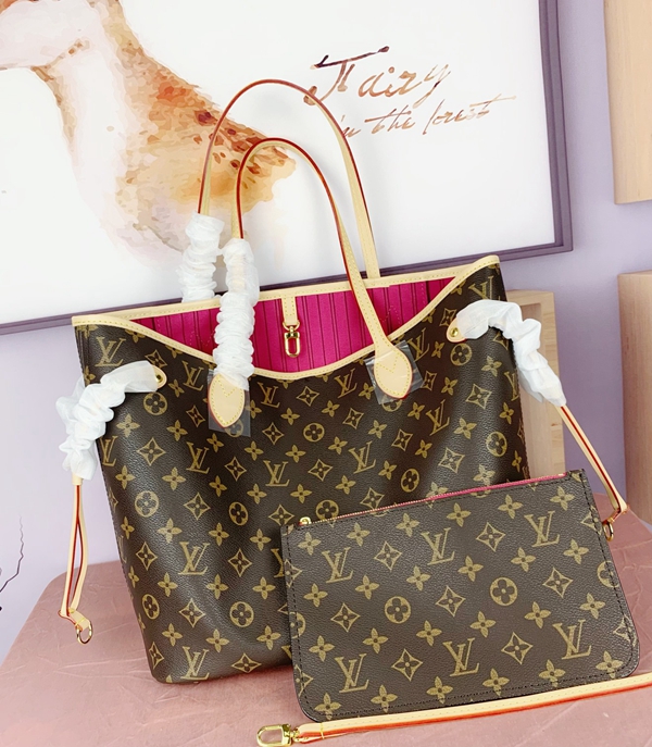 ルイヴィトンバッグ正面デザイン